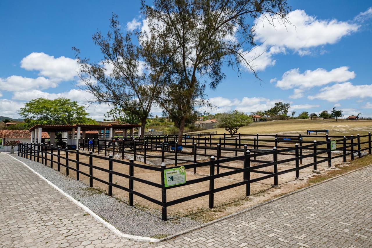 Villa Hipica Resort Gravatá Exterior photo A horse paddock