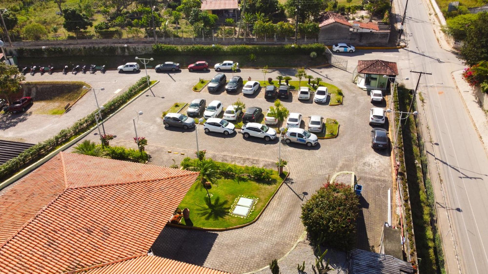 Villa Hipica Resort Gravatá Exterior photo Parking lot