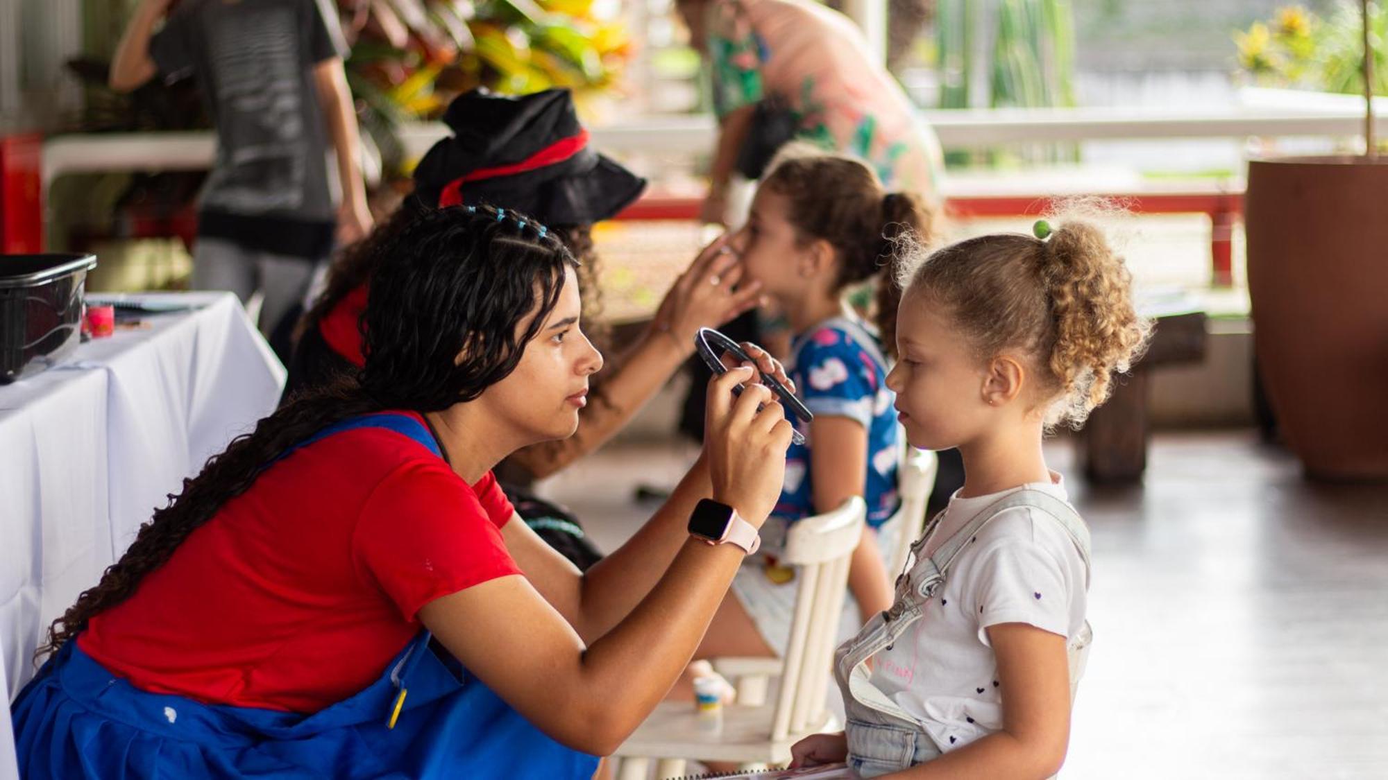 Villa Hipica Resort Gravatá Exterior photo Face painting at the 2017 festival